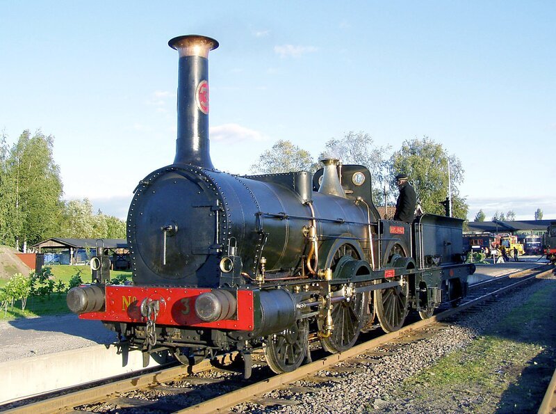 hr-fernsehen EISENBAHNROMANTIK, Zug 150⁠–⁠150 Jahre Eisenbahnen in Schweden. Lok Nr. 3 „Prins August“. – Bild: HR/​SWR/​Scheuble