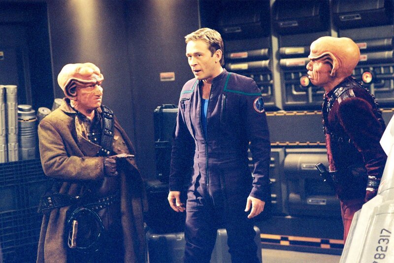Star Trek Enterprise Season1 EP Acquisition; Star Trek Enterprise Staffel1 EP Raumpiraten – Bild: CBS Studios Inc /​ Paramount Pictures /​ SYFY