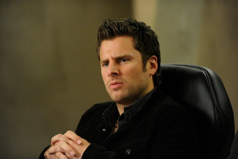 James Roday as Shawn Spencer (PSYCH) – Bild: USA Network /​ UNIVERSAL CHANNEL /​ Alan Zenuk