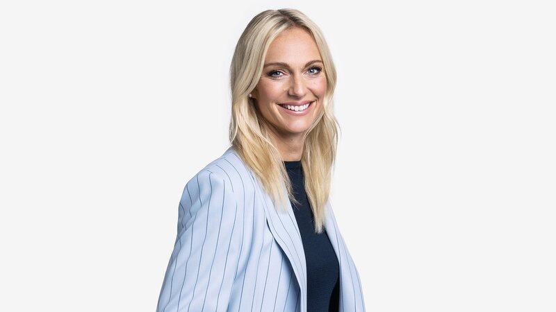 Annette Fetscherin – Moderatorin SRF Sport – Bild: SRF/​Gian Vaitl