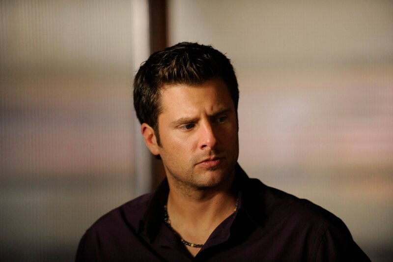 PSYCH -- „ You Can’t Handle This Episode „ Episode 4009 -- Pictured: James Roday as Shawn Spencer – Bild: Alan Zenuk /​ USA Network