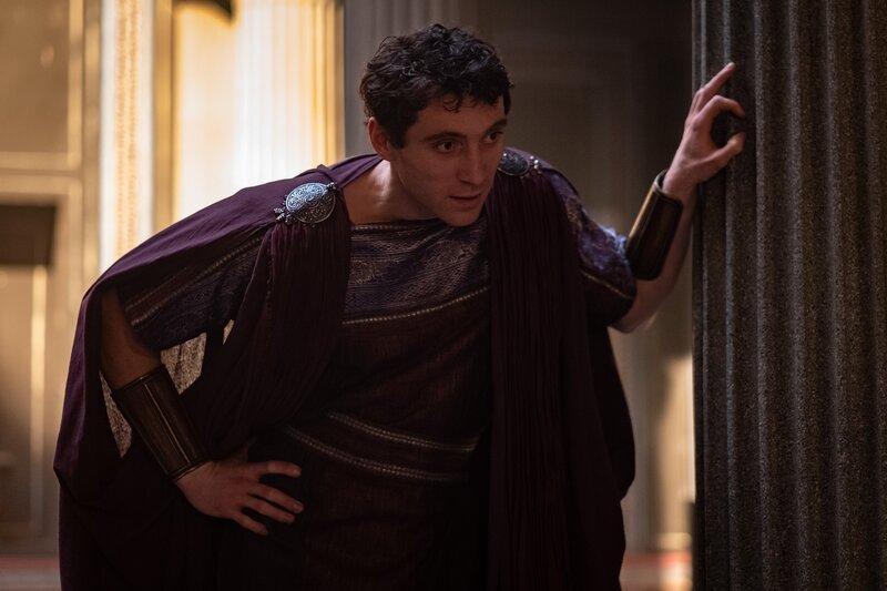 BEN BATT as AGRIPPA – Bild: Photographer – Stefano C Montesi /​ © Antonello & Montesi