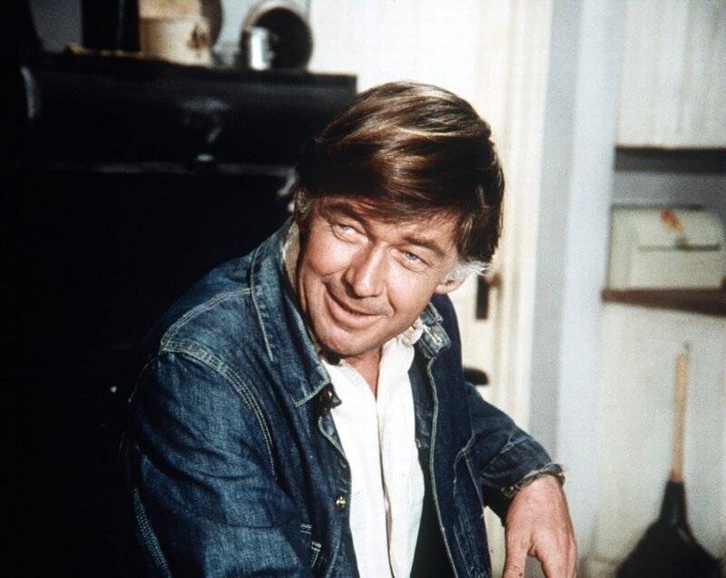 Endlich scheint die schwerste Zeit der Weltwirtschaftskrise überwunden und John Walton (Ralph Waite) kann mit der Erweiterung seines Sägewerks einen großen Schritt nach vorn machen … – Bild: Sat.1 Gold