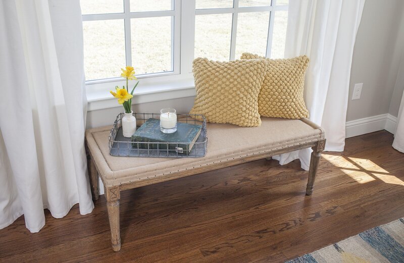 Immer wieder gelingt es Joanna, die Häuser ihrer Kunden mit viel Liebe fürs Detail individuell und außergewöhnlich einzurichten. In Waco, Texas verwandeln die Gaines nun ein heruntergekommenes Haus für ein junges Pärchen, das gemeinsam sesshaft werden möchte, in einen echten Wohlfühl-Palast … – Bild: HGTV/​Scripps Networks, LLC. /​ Jennifer Boomer