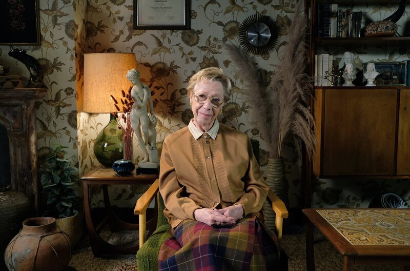 Die siebte Staffel der „Alten Schachteln“ kommt diesmal aus Belgien. – Bild: Lm Productions/​Bakea Productions