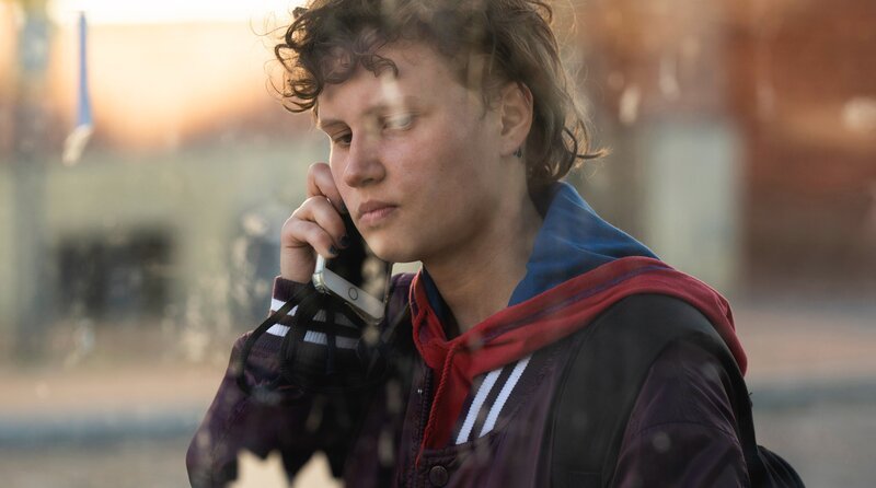 Betty Voss (Luna Jordan). – Bild: ARD Degeto/​Filmpool Fiction GmbH/​Christine Schroeder