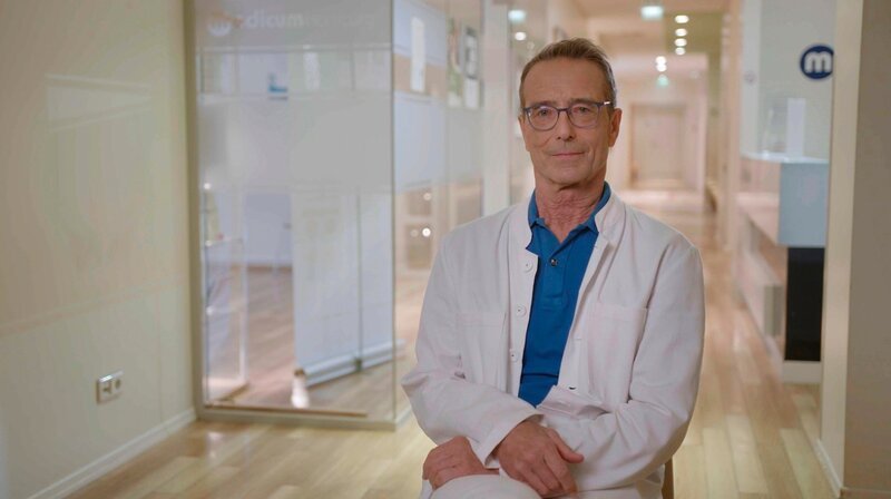 Diabetologe Dr. Matthias Riedl im Interview. – Bild: NDR/​south&browse GmbH