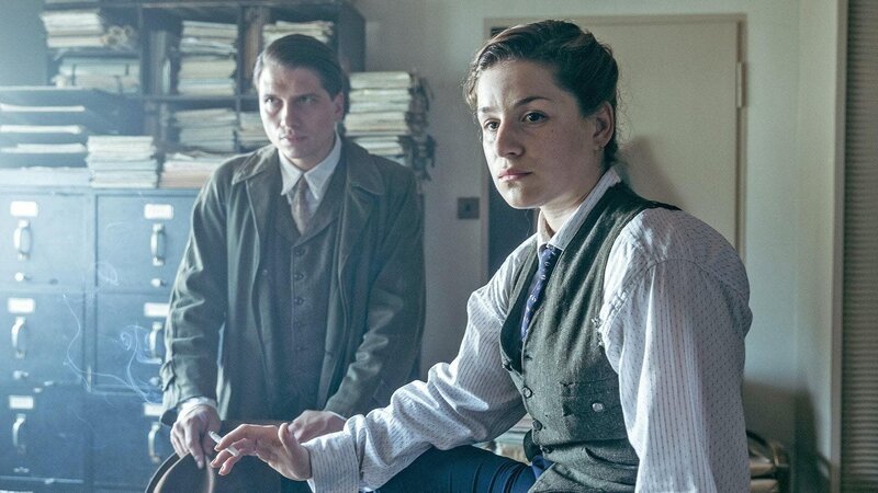 Fast am Ziel ihrer Bemuehungen: Dimitri Stapfer als Egon Leutenegger, Lou Strenger als Dorothy Rosenberg  Verwendung nur in Verbindung mit der Programmkommunikation. Jede andere Nutzung ist untersagt.; Fast am Ziel ihrer Bemuehungen: Dimitri Stapfer als Egon Leutenegger, Lou Strenger als Dorothy Rosenberg  Verwendung nur in Verbindung mit der Programmkommunikation. Jede andere Nutzung ist untersagt. – Bild: Bibel TV