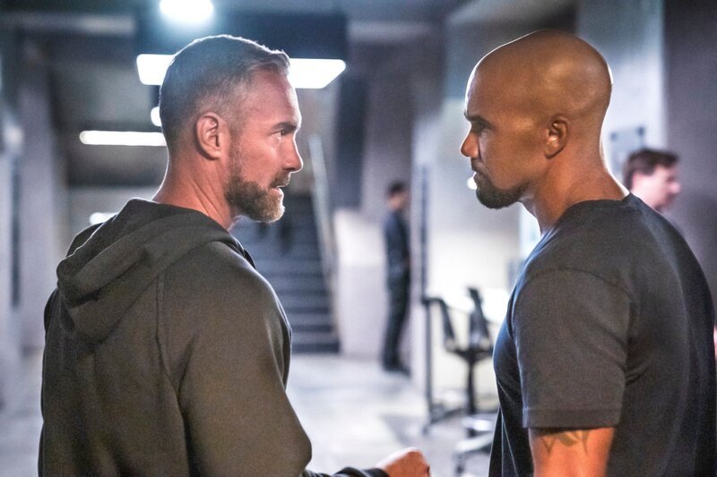 David ‚Deacon‘ Kay (Jay Harrington.) und Daniel ‚Hondo‘ Harrelson (Shemar Moore) – Bild: RTL /​ Sony Pictures Television Inc. and CBS Studios Inc.