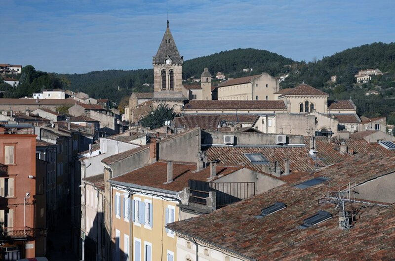 In der Ardèche schlagen die Bäuerinnen zurück. – Bild: Elephant Doc