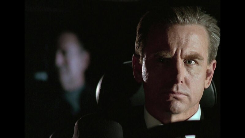 Jim Sullivans (David Andrews) Probleme verschlimmern sich, als er der Chauffeur eines Drogendealers wird. – Bild: CBS Studios International