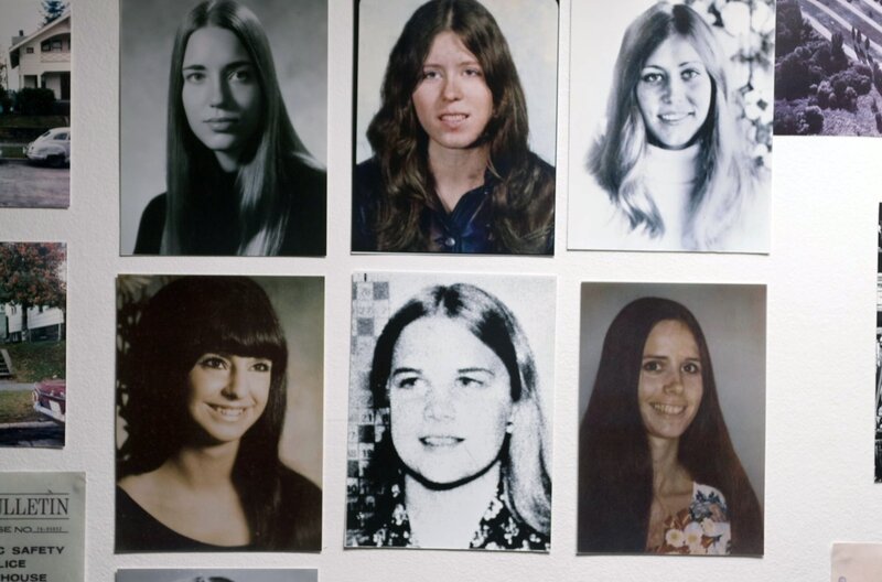 Zwischen 1974 und 1978 vergewaltigte und ermordete Ted Bundy in den Vereinigten Staaten mindestens 30 junge Frauen. – Bild: GoGoGo Films