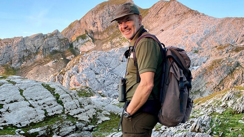 SRF bi de Lüt – Echte Tierhelden Toggenburger Wildhüter Urs Büchler  2022 – Bild: SRF