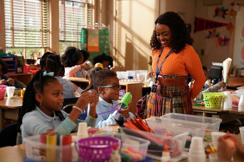 Janine Teagues (Quinta Brunson, r.) – Bild: Gilles Mingasson /​ ABC