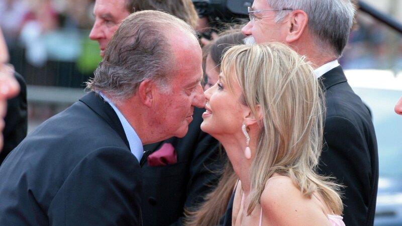 Die Affaire mit ihr kostet ihm den Thron: König Juan Carlos und Corinna Prinzessin Sayn-Wittgenstein. – Bild: ZDF