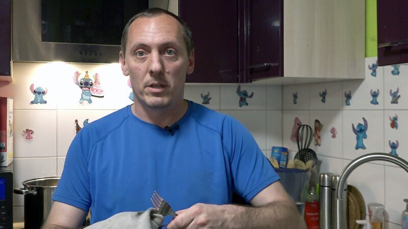 Bei Florian war das Jugendamt zu Besuch – Bild: RTLZWEI