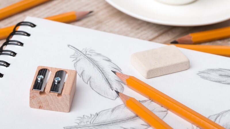 Close-up view of pencil sharpeners – Bild: Dutko /​ Getty Images/​iStockphoto /​ ThinkstockPhotos-503227384