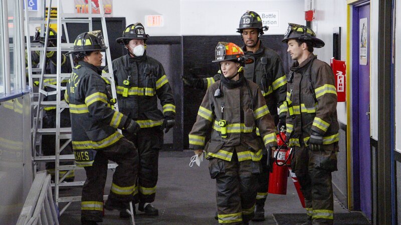 Danielle Savre (Maya Bishop). – Bild: ORF/​Disney/​ABC