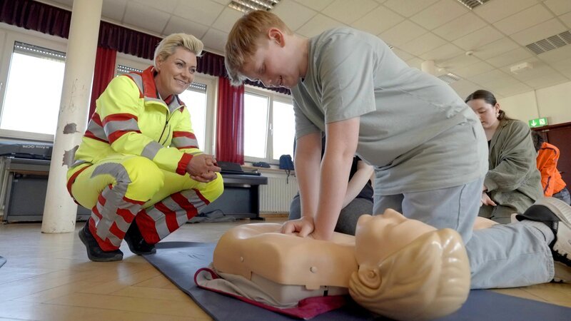 Doc Caro – Bild: RTL /​ Folge 03_008