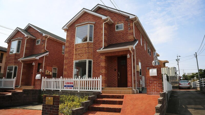 20 Jahre lang pendelte Trey beruflich zwischen den USA und Japan. Ein neuer Job führt ihn und seine Familie zurück nach Asien – diesmal jedoch mit neuen Herausforderungen. – Bild: HGTV