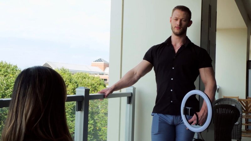 Max. – Bild: Off The Fence Productions Limited