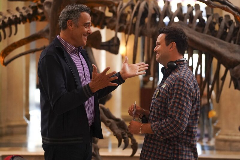 L-R: Douglas Fogerty (Brad Garrett) and Will Cooper (Taran Killam) – Bild: Richard Cartwright Lizenzbild frei