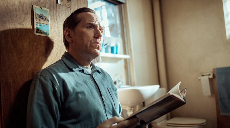 Jasper Tempest (Ben Miller) – Bild: WDR/​Sofie Gheysens