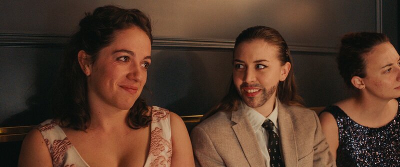  Judith Altenberger (Theresa), Alina Schaller (Mira). – Bild: ORF/​NGF Geyrhalterfilm/​Johannes Hoss