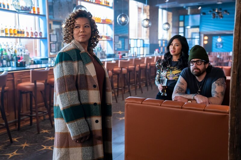 L-R: Robyn McCall (Queen Latifah), Harry Keshegian (Adam Goldberg), Melody ‚Mel‘ Bayani (Liza Lapira) – Bild: RTS /​ CBS Broadcasting Inc.