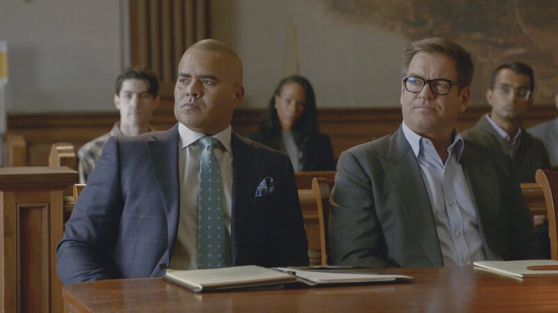 Chunk Palmer (Christopher Jackson, l.); Jason Bull (Michael Weatherly, r.) – Bild: ATV