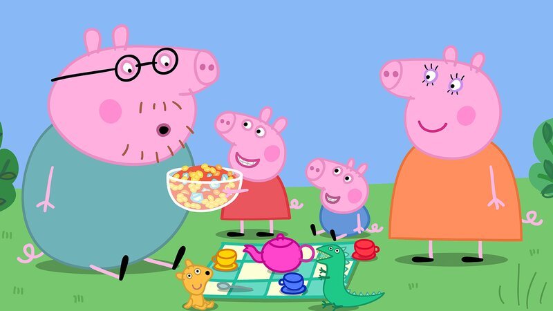 L-R: Daddy Pig, Peppa Pig, George Pig, Mummy Pig – Bild: Nickelodéon Junior