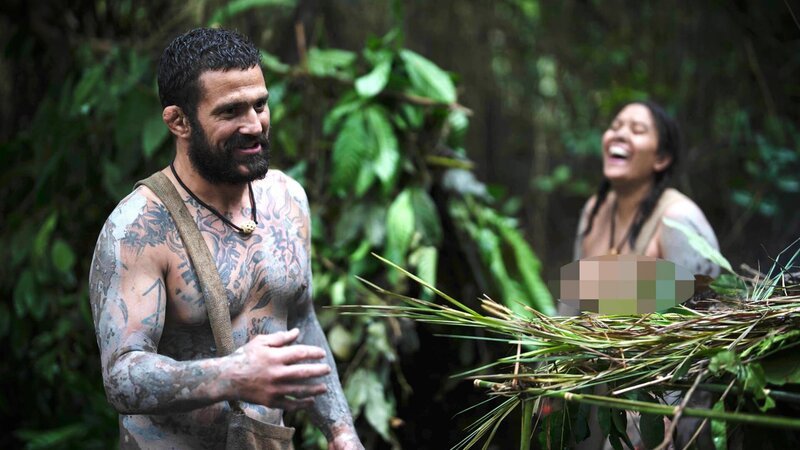 L-R: Justin und Kami – Bild: Warner Bros. Discovery