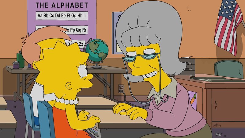 In Rückblenden wird Lisas weiteres Leben beleuchtet. Von den Anfängen als Kleinkind, als Homer erkennt wie klug Lisa doch ist. Bis zu ihrer Bewerbung fürs Elitecollege Harvard. Als Lisa nach ihrem Studium wieder nach Springfield zurück kommt, muss sie feststellen, dass sich vieles verändert hat. – Bild: Fox and its related entities