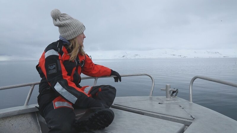 Die Forscherin Sophie Berger begibt sich auf Entdeckungsreise. – Bild: ZDF und 2P2L