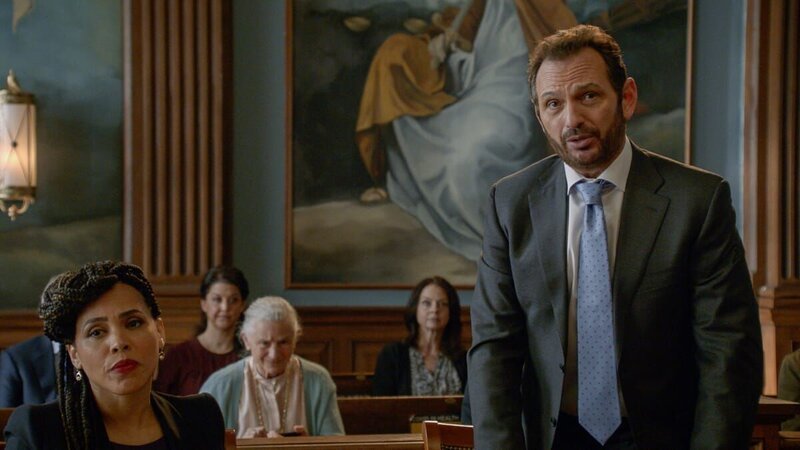 Paula Lamont (Amirah Vann, l.); Danilo Kovalev (Lev Gorn, r.) – Bild: ATV