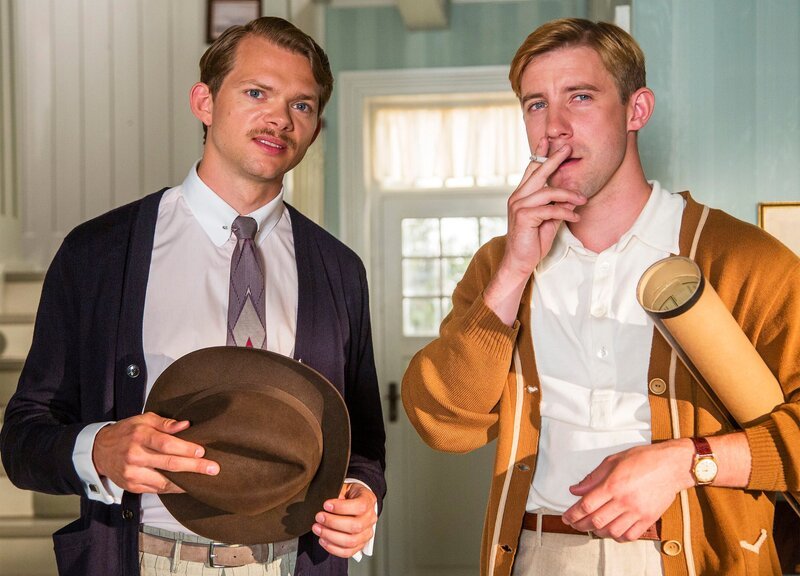 Philip Dupont (Sigurd Holmen le Dous, l.) und Max Berggren (Anders Juul, r.). – Bild: WDR/​Mike Kollöffel