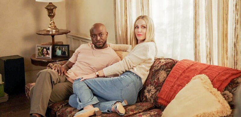 Taye Diggs (Billy Baker), Monet Mazur (Laura Fine-Baker). – Bild: ORF/​PRO7/​Warner/​The CW