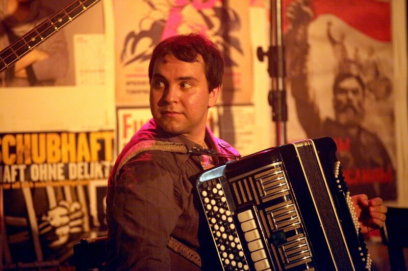 Lyubomir Dezera (Sascha). – Bild: ORF 1