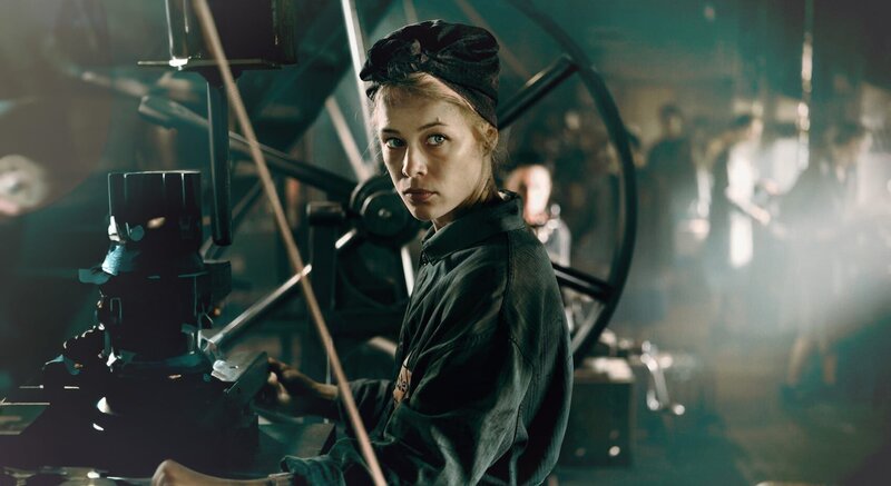 Paula Beer (Stella Goldschlag) – Bild: Kinovista