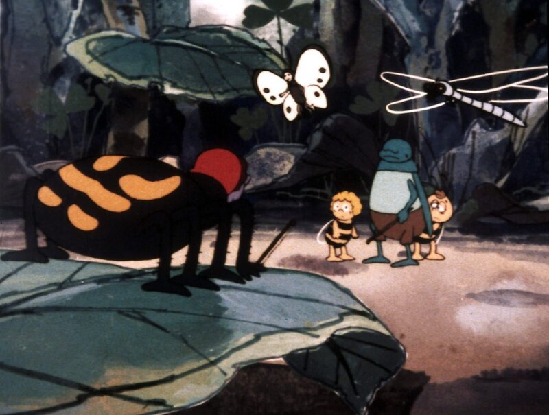 Thekla mit ihrer Fiedel würde dem Kurt zu gerne Nachhilfestunden geben. – Bild: ORF 1