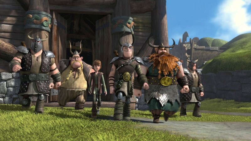 Haudrauf (2.v.li.) und Hicks (3.v.re.) wollen Dagur überreden, den Friedensvertrag auch ohne Drachenblut zu unterschreiben. – Bild: SUPER RTL