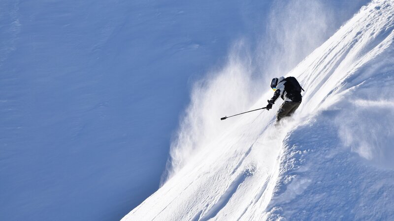 Ein Traum für Skifreunde: Pulverschnee und Sonne – Bild: ZDF und Leo Spors