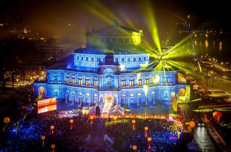 Semperoper (eine Aufnahme von der Veranstaltung 2017). – Bild: MDR/​Semper Opernball/​Toni Kretschmer