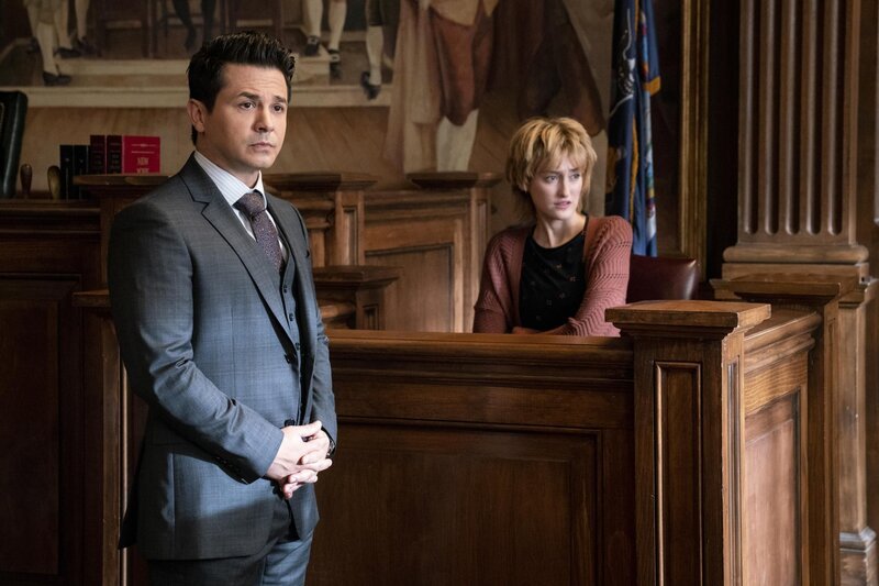 Benny Colón (Freddy Rodríguez, l.) – Bild: CBS Broadcasting, Inc.