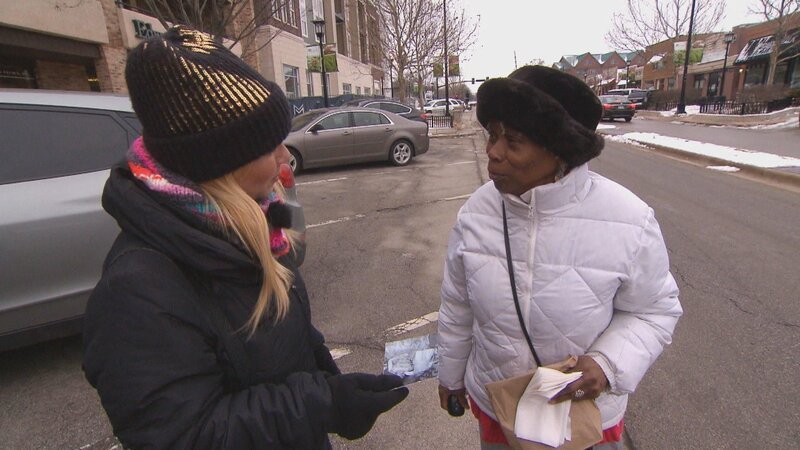 Julia Leischik (l.) – Bild: SAT.1