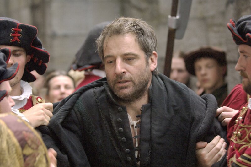 Da er den Eid nicht leistet, muss er die Konsequenzen auf sich nehmen: Sir Thomas More (Jeremy Northam) … – Bild: The Tudors: Season 2: Copyright © 2008 TM Productions Limited and PA Tudors II Inc. All Rights Reserved.