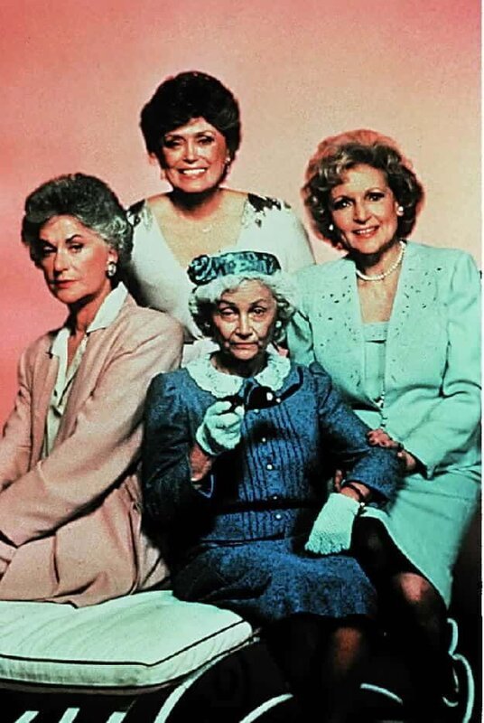 L-R: Dorothy Zbornak (Bea Arthur), Blanche Devereaux (Rue McClanahan), Sophia Petrillo (Estelle Getty), Rose Nylund (Betty White). – Bild: ORF (FS1/​FS2)