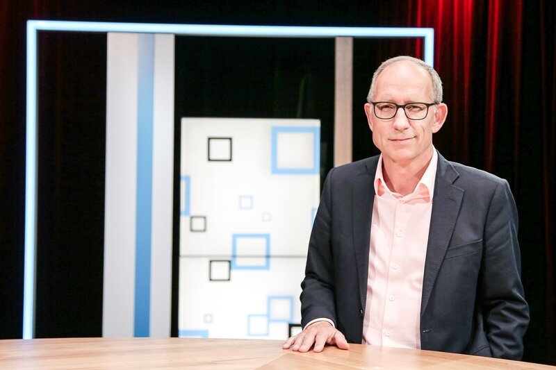 Sonntagszeitung Standpunkte Die Schweiz: Wohin geht die Reise? Moderator Reto Brennwald – Bild: SRF