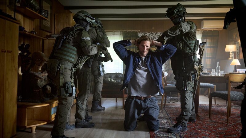 Eric Seeler (Sebastian Ströbel) – Bild: RTL /​ Sandra Hoever Photography /​ Geld wie Heu