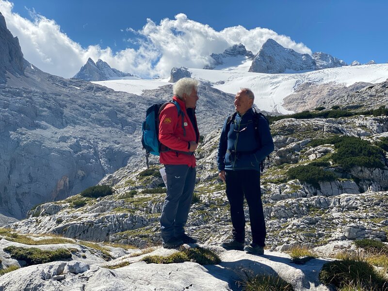 v.li.: Josef Hasitschka im Gespräch mit dem Sepp Buchroithner. – Bild: ORF/WOLFGANG SCHERZ/Michael Guergerl v.li.: Josef Hasitschka im Gespräch mit dem Sepp Buchroithner. – Bild: ORF/WOLFGANG SCHERZ/Michael Guergerl